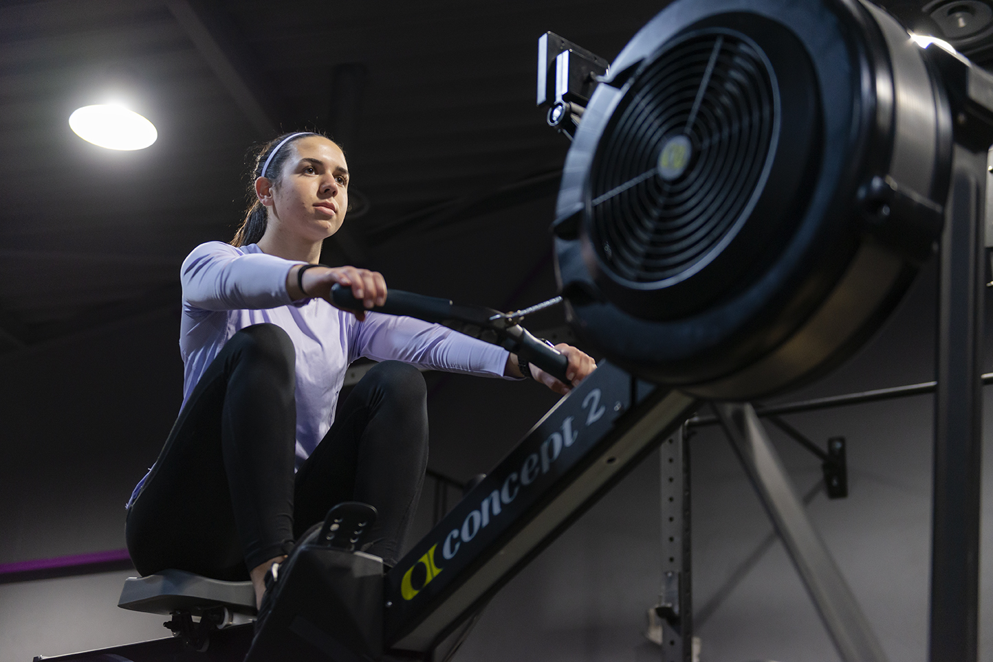 Une personne en plein exercice.